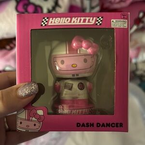 Hello Kitty Dash Dancer Figure